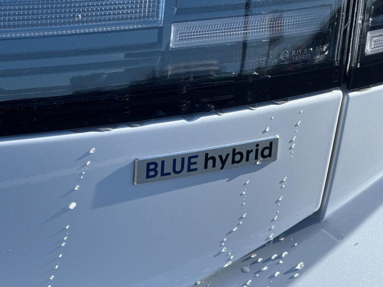 New 2026 White Hyundai Blue image 24