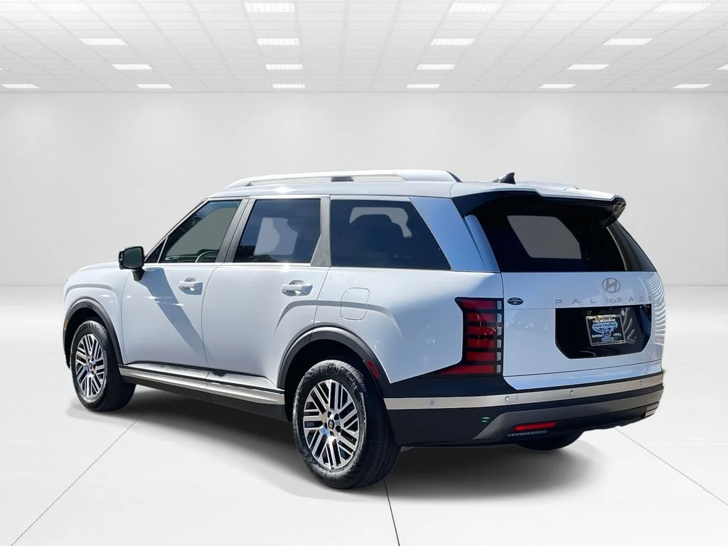 New 2026 White Hyundai SEL Premium image 4