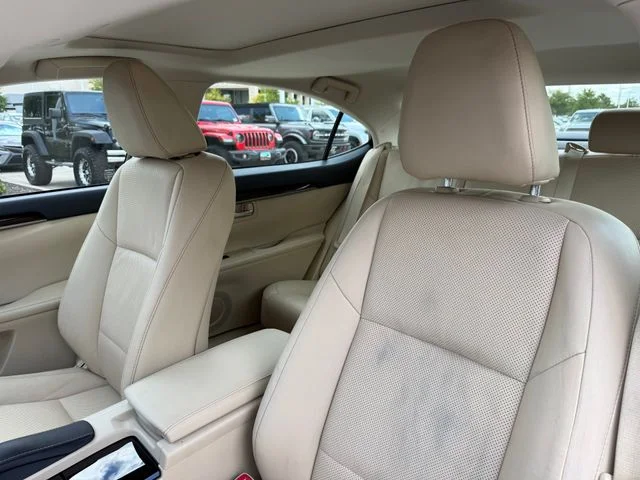 Used 2014 Starfire Pearl Lexus 350 image 11