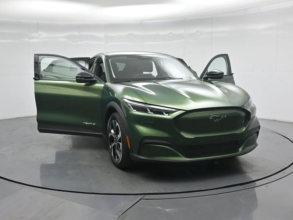 New 2026 Green Ford Select image 27