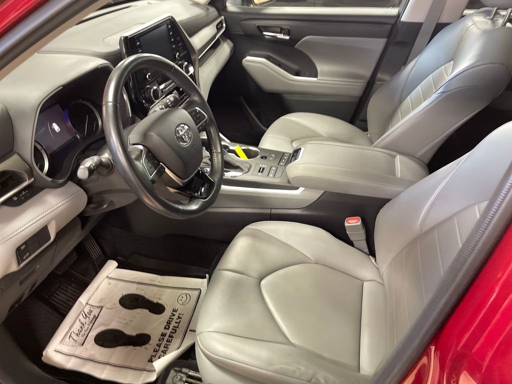 Used 2021 Red Toyota XLE image 13