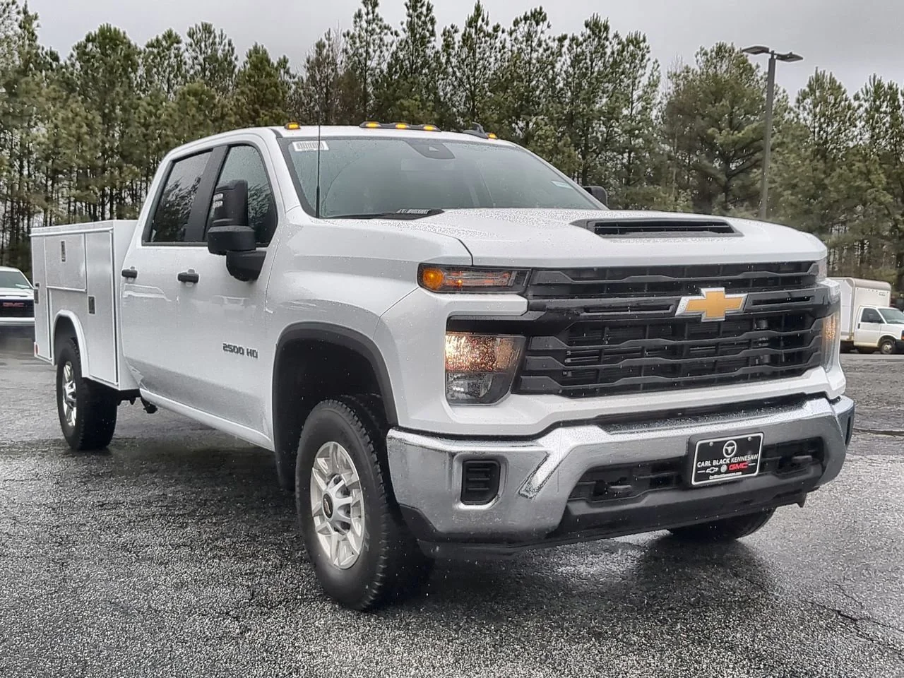 New 2026 Summit White Chevrolet WT image 2