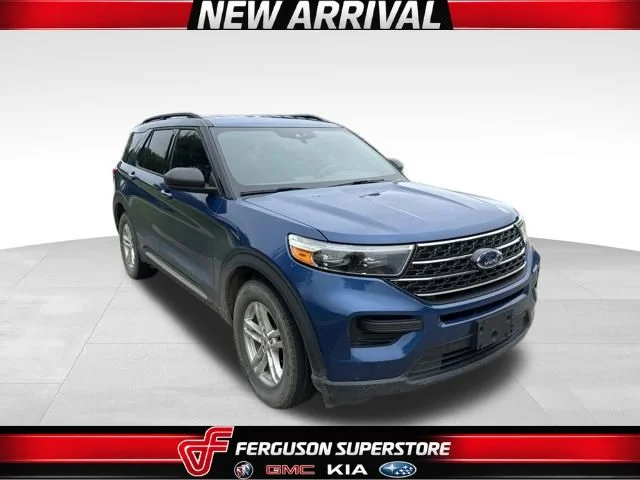Used 2020 Blue Ford XLT image 1