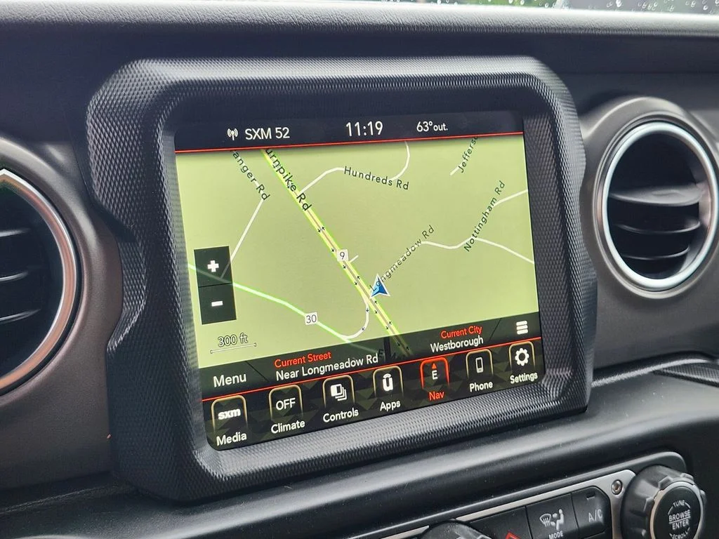 Used 2023 Green Jeep Rubicon image 15