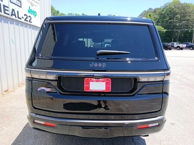 New 2026 High Gloss Black Exterior Paint Jeep Limited Altitude image 4