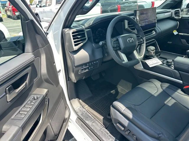 New 2026 Wind Chill Pearl Toyota Platinum image 5