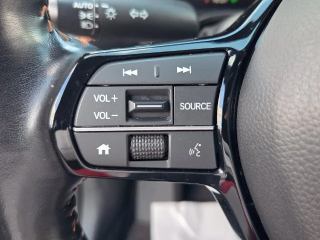Used 2025  Honda Sport image 26