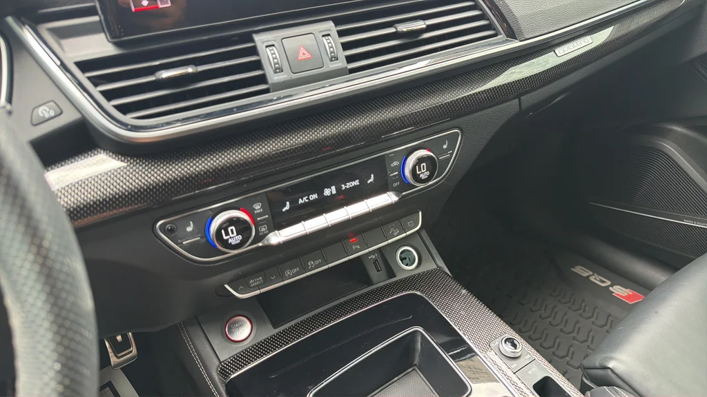 Used 2024  Audi Premium Plus image 24