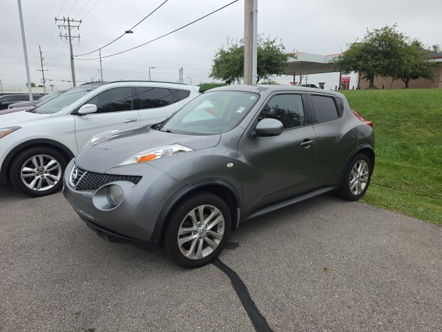 Used 2011 Gray Nissan SV image 2