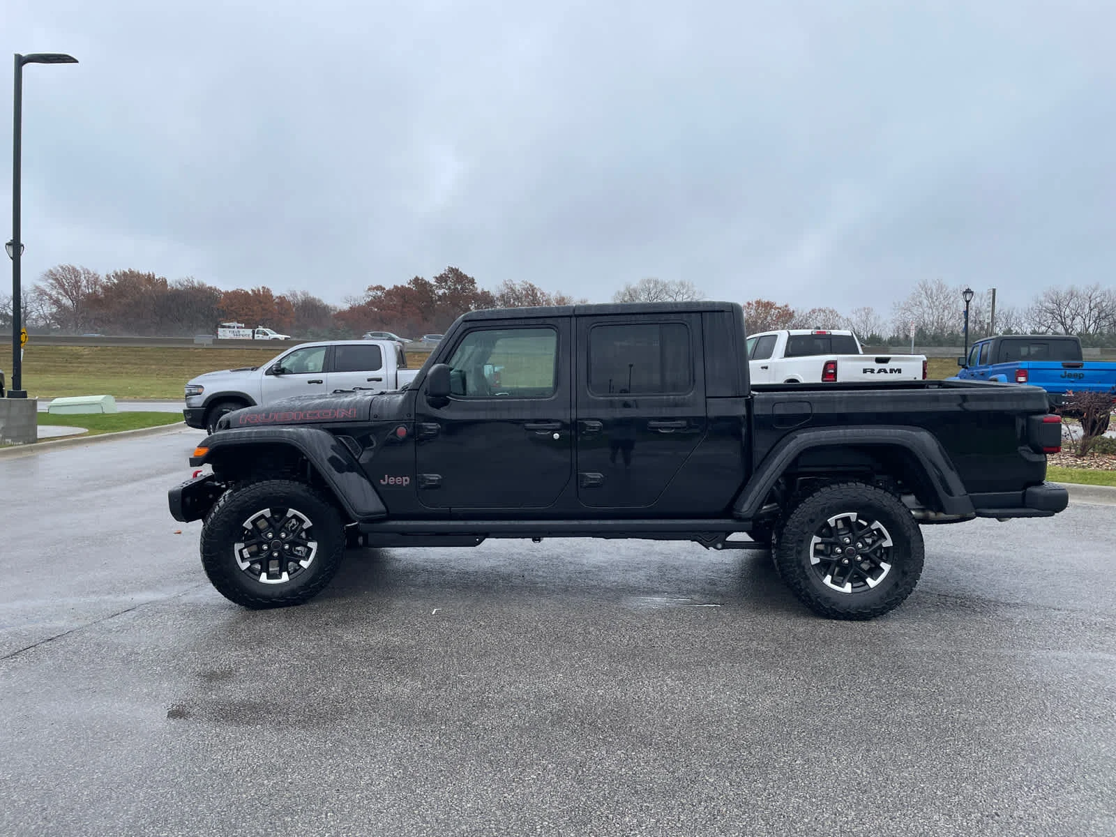 New 2026 Black Clear-Coat Exterior Paint Jeep Rubicon X image 5