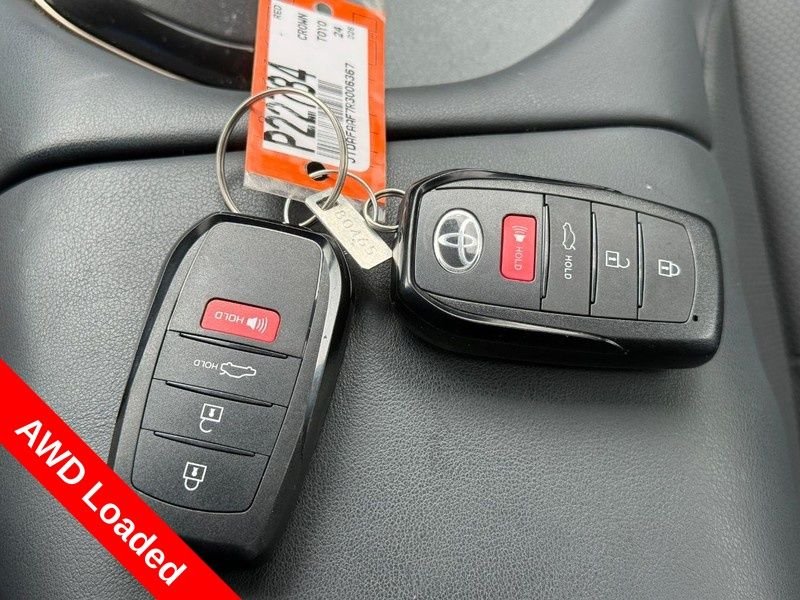 Used 2024 Black Toyota Platinum image 30