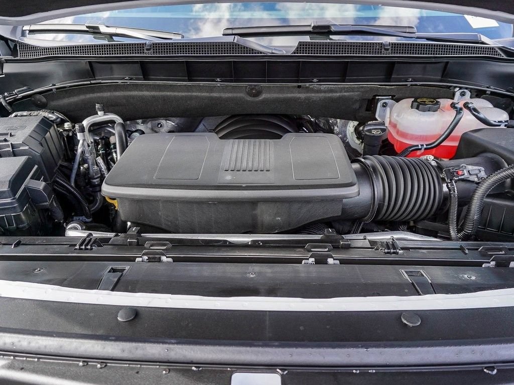 2026 Chevrolet Suburban Premier - Photo 25