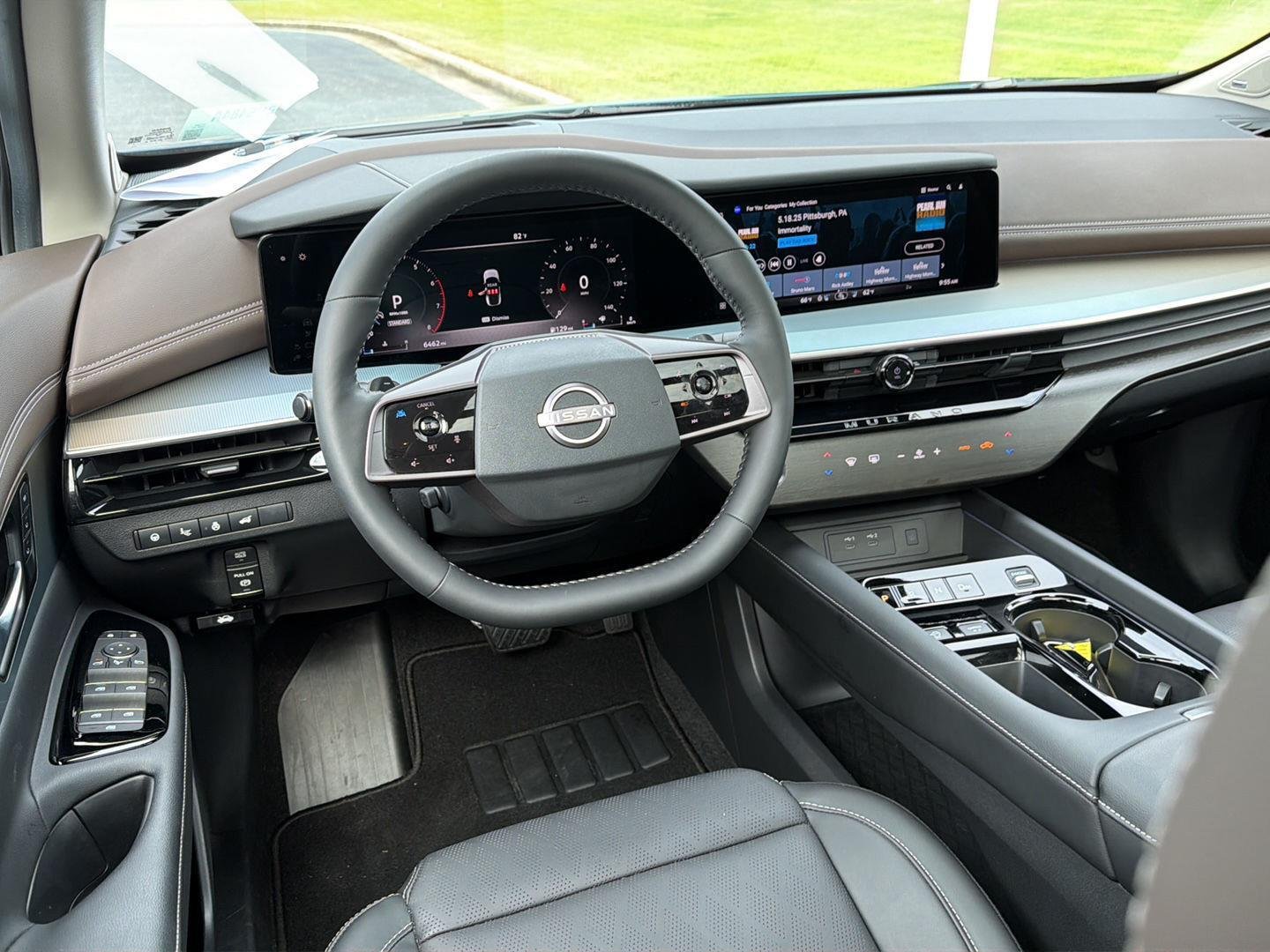 Used 2025 Aurora Blue Pearl Metallic/Super Black Nissan Platinum image 19