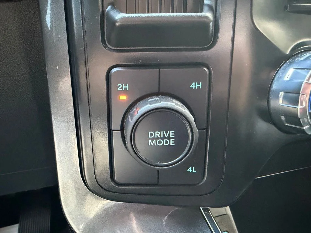 Used 2023 White Ford XLT image 26
