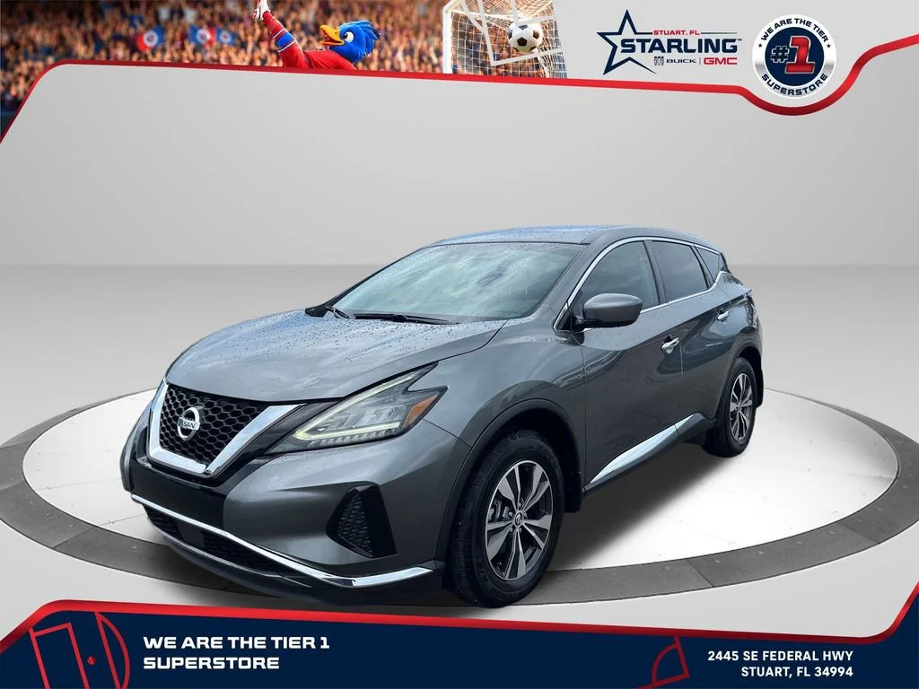 Used 2022 Gray Nissan S FWD image 1