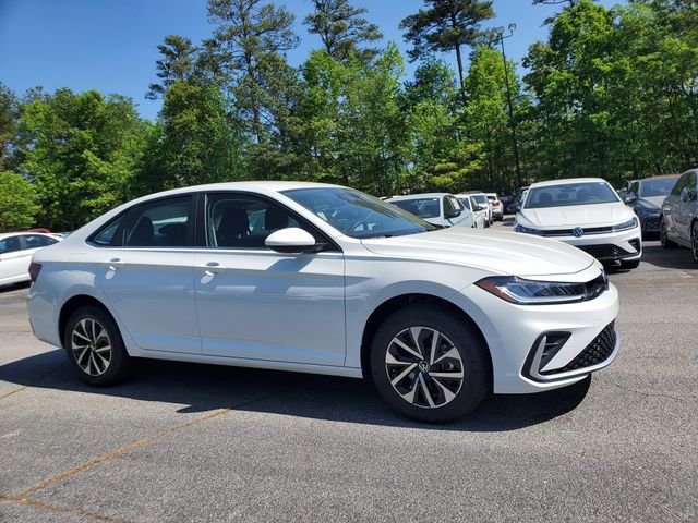 New 2026 White Volkswagen 1.5T S image 3