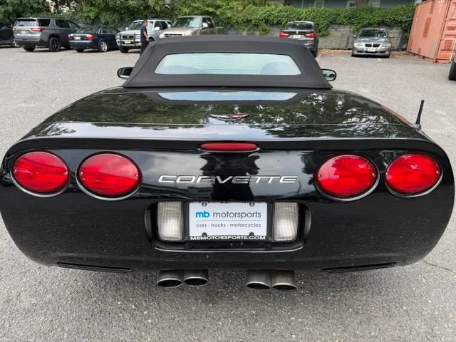 Used 2004 Black Chevrolet Base image 3