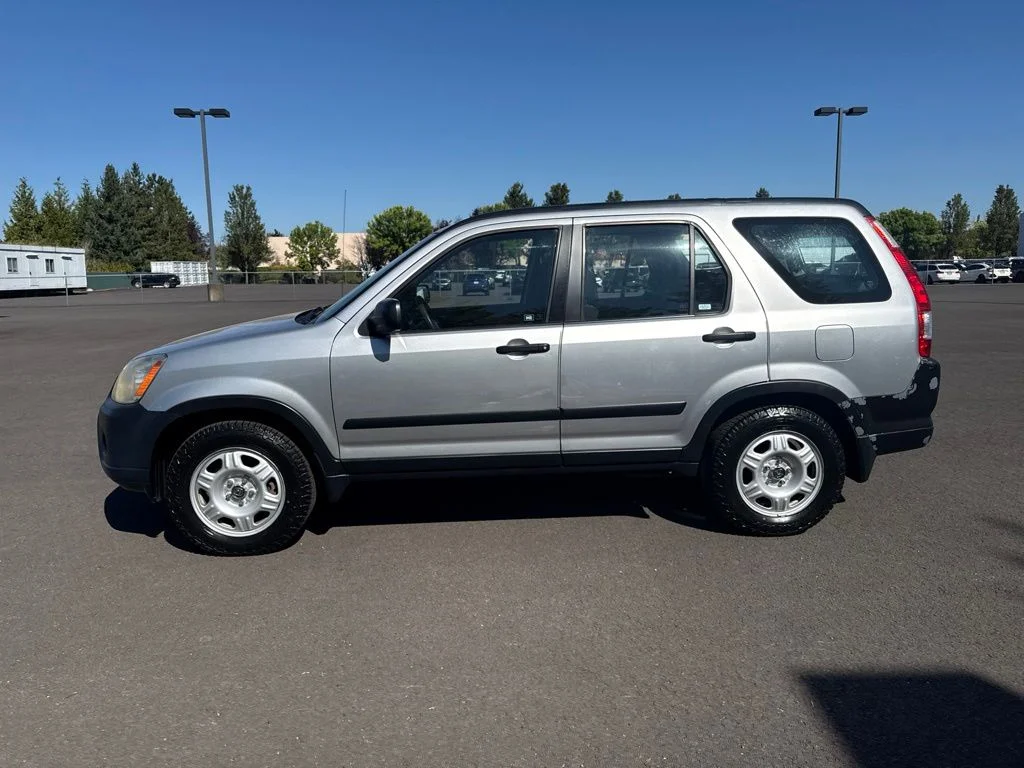 Used 2006 Alabaster Silver Metallic Honda LX image 4