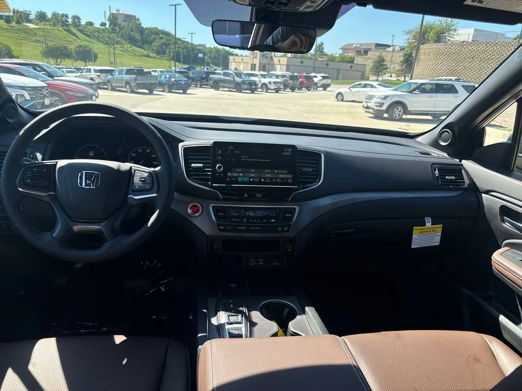 New 2026 White Honda RTL image 12