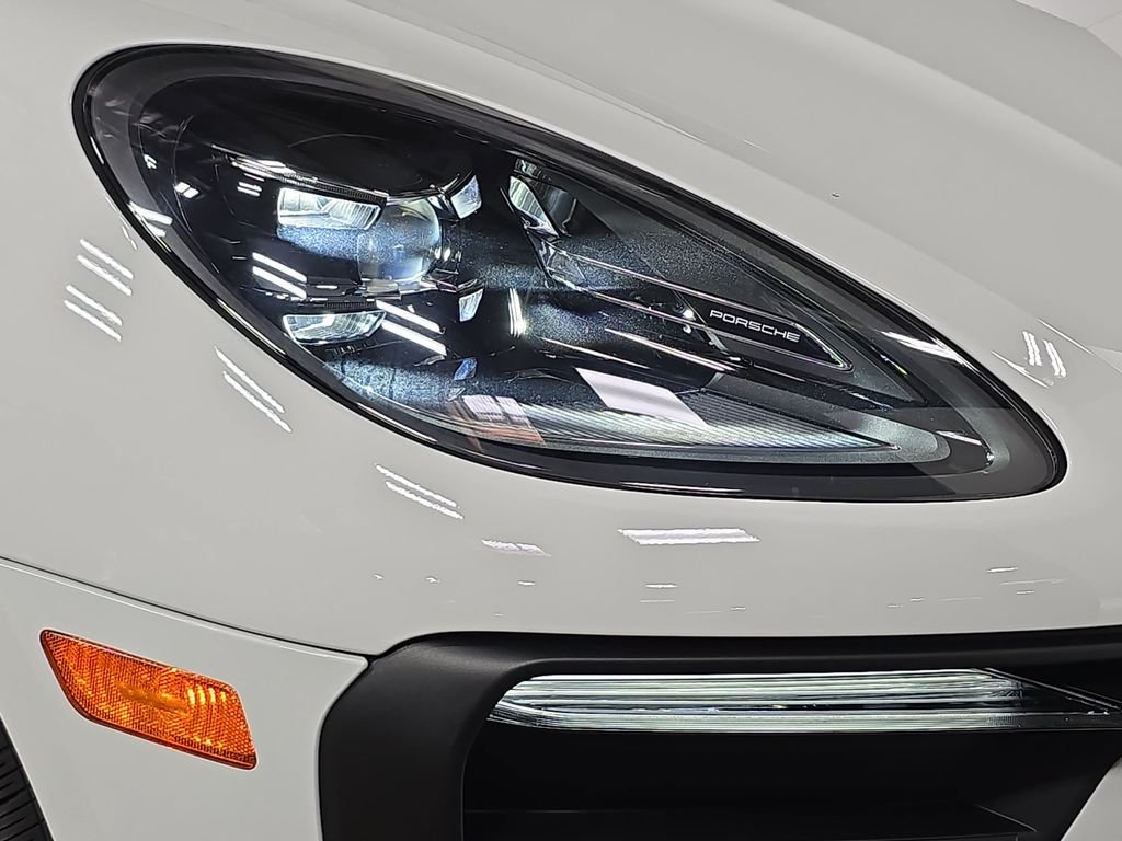 Certified Used 2025 White Porsche  image 12