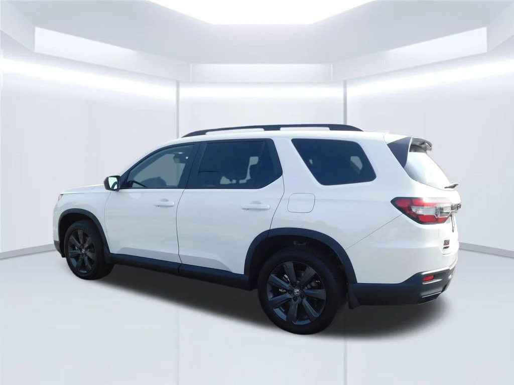 Used 2026 White Honda Sport image 5