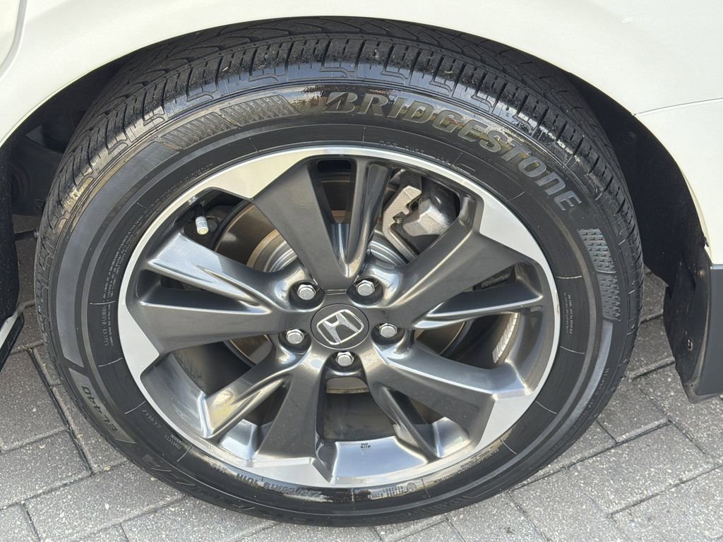Used 2022 White Honda Elite image 28