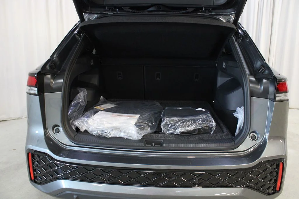 New 2026 Silver Volkswagen SE R-Line Black image 30