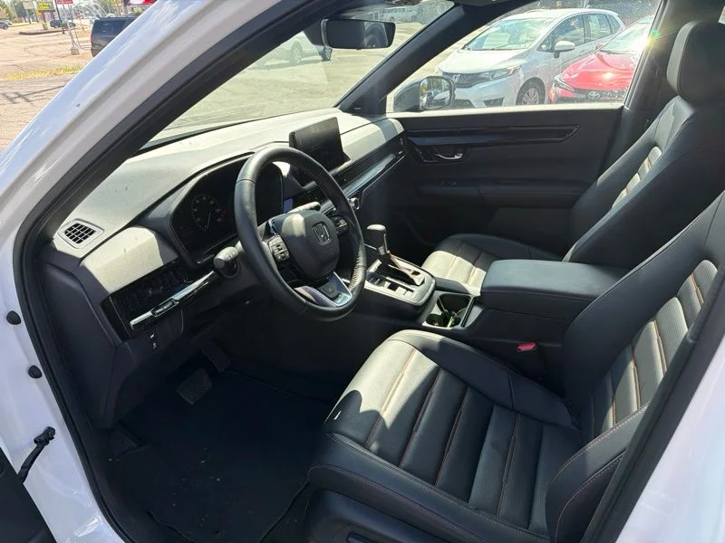 Used 2025  Honda Sport Touring image 13
