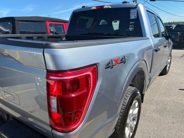 Used 2023 Silver Ford XLT image 7