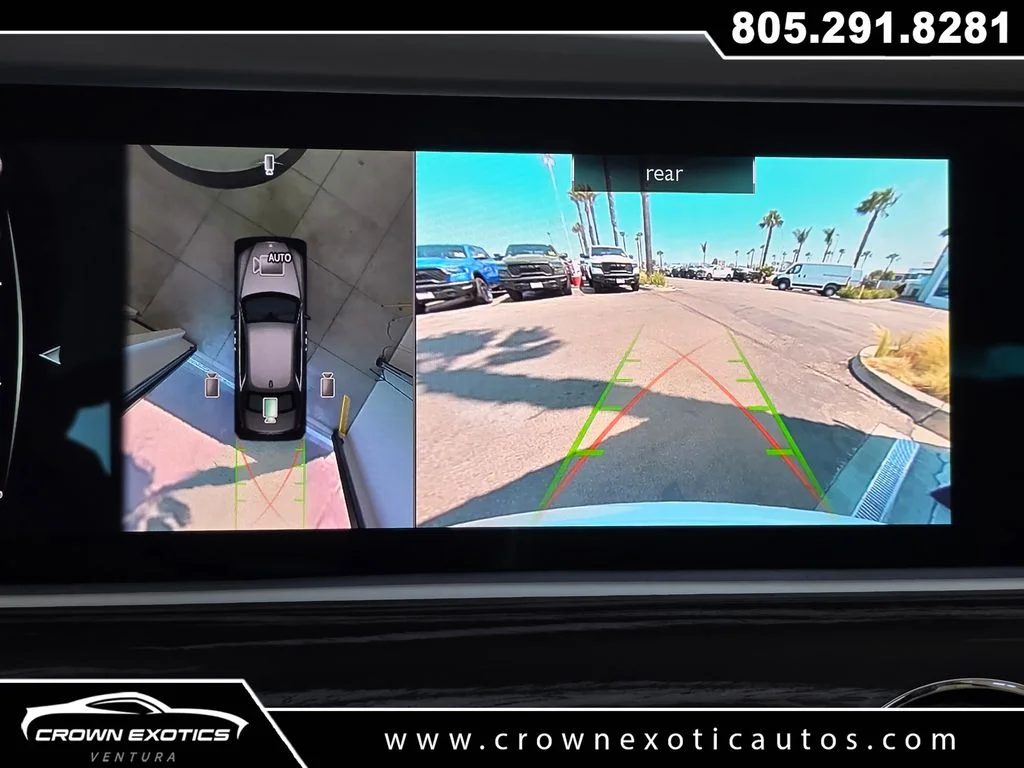 Used 2021  Rolls-Royce Base image 35