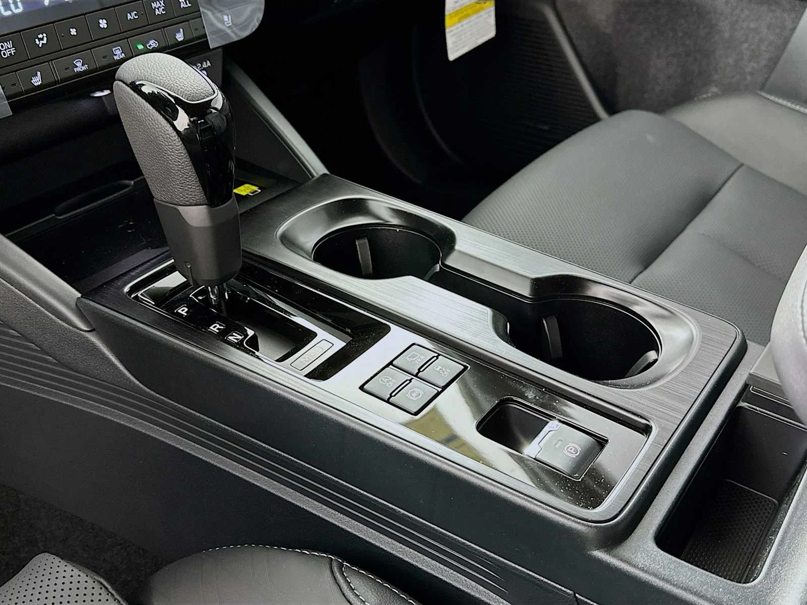 2026 Subaru Outback Touring XT - Photo 16