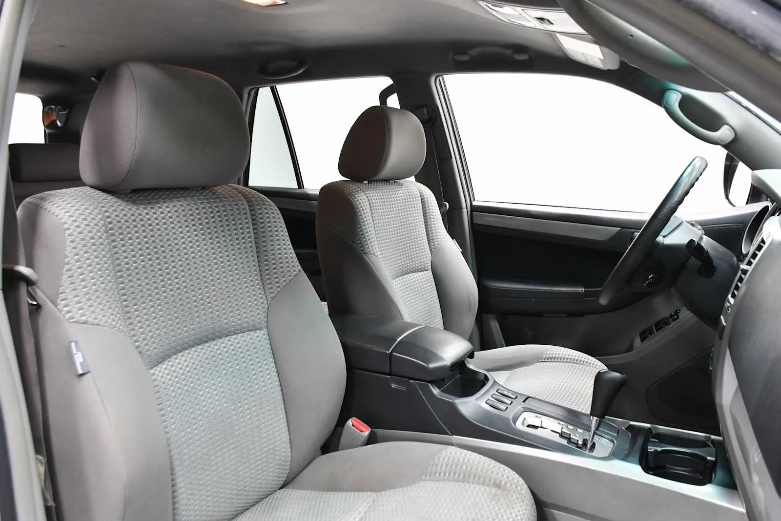 Used 2008 Titanium Metallic Toyota SR5 image 21