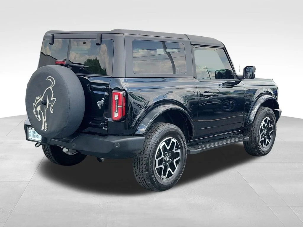 Used 2023 Black Ford Outer Banks image 4