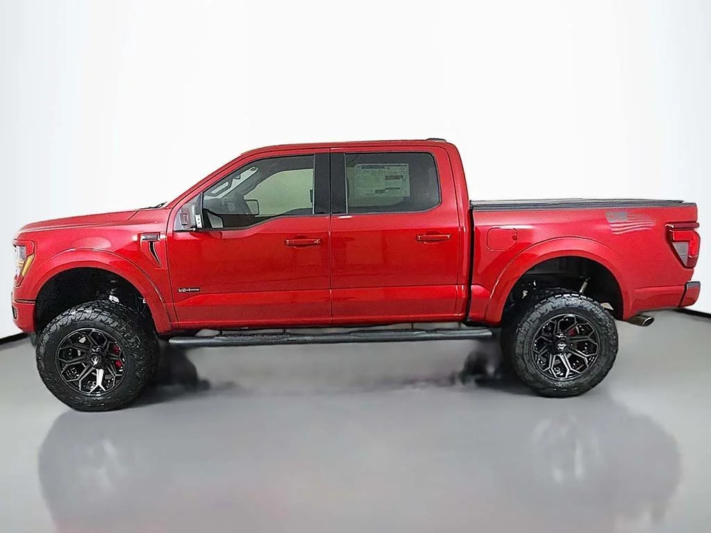 New 2025 Rapid Red Metallic Tinted Clearcoat Ford XLT image 15