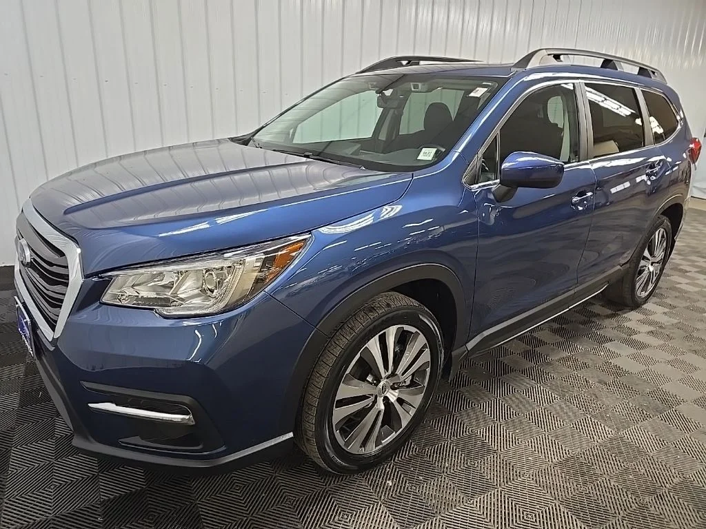 Used 2020 Blue Subaru Premium image 8