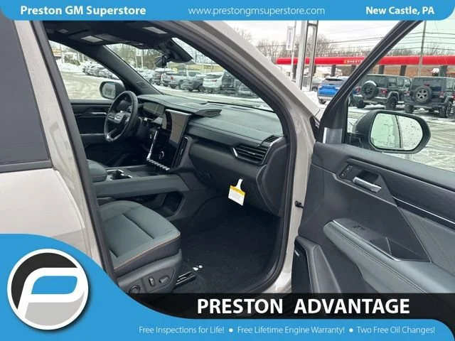2026 GMC Acadia AT4 - Photo 7