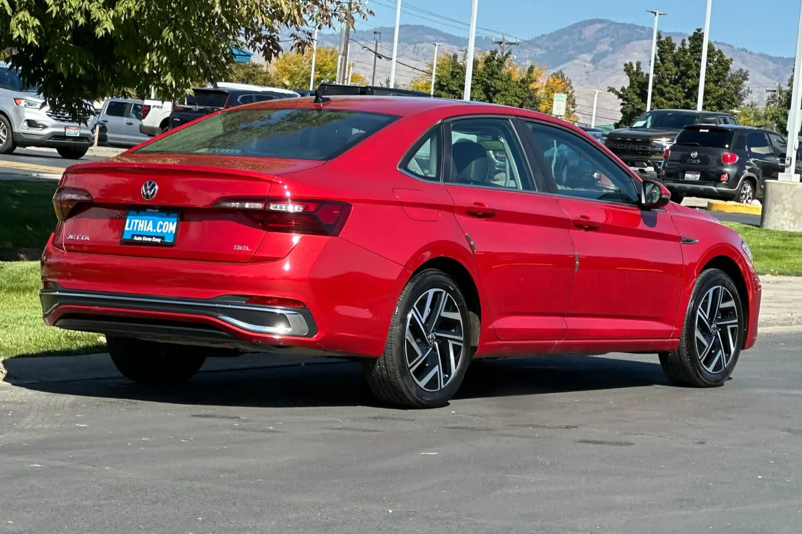Certified Used 2024 Kings Red Volkswagen SEL image 2
