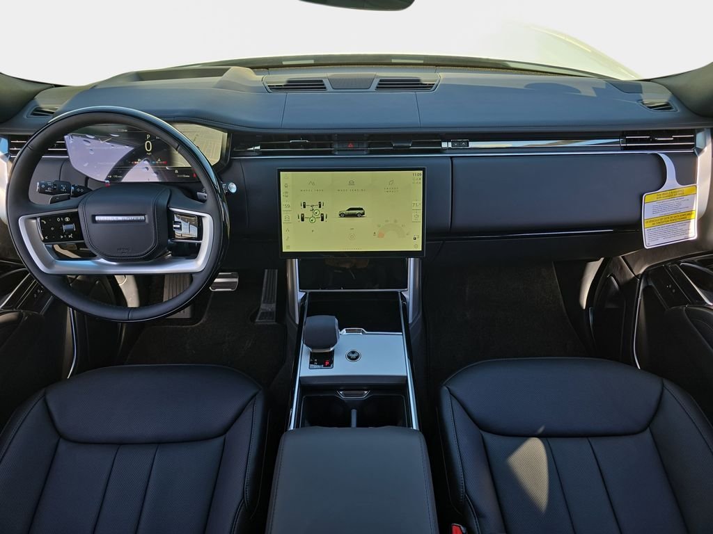 New 2026 Ostuni Pearl White LAND ROVER SE LWB 7-Seats / V8 image 9