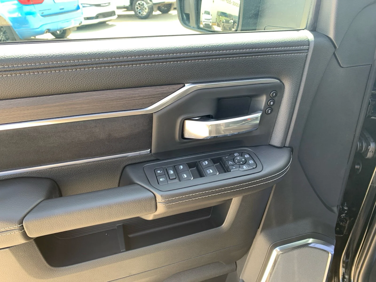New 2026 Diamond Black Crystal Pearl Ram Laramie image 11