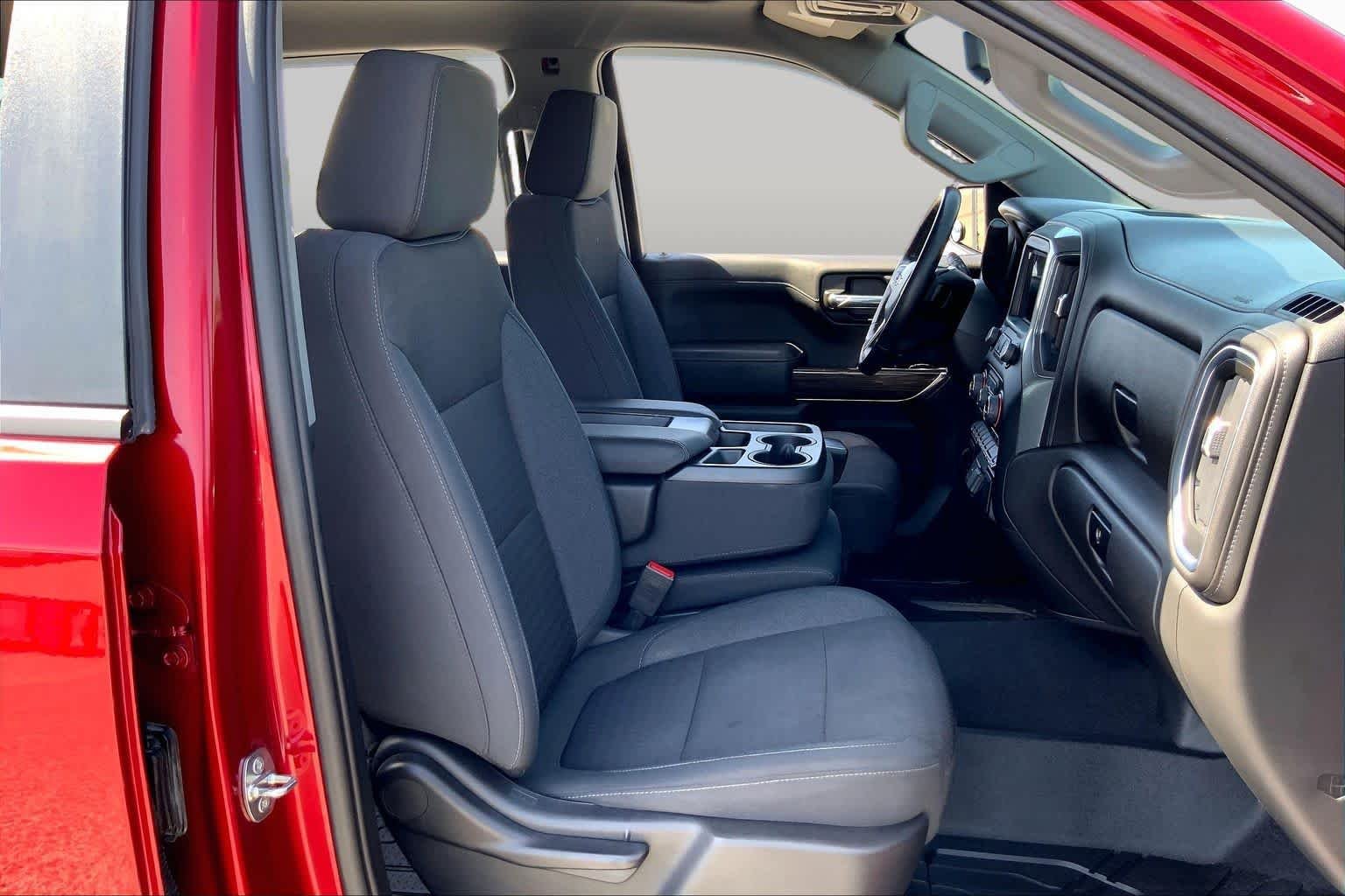 Used 2022 Cherry Red Tintcoat Chevrolet LT image 9