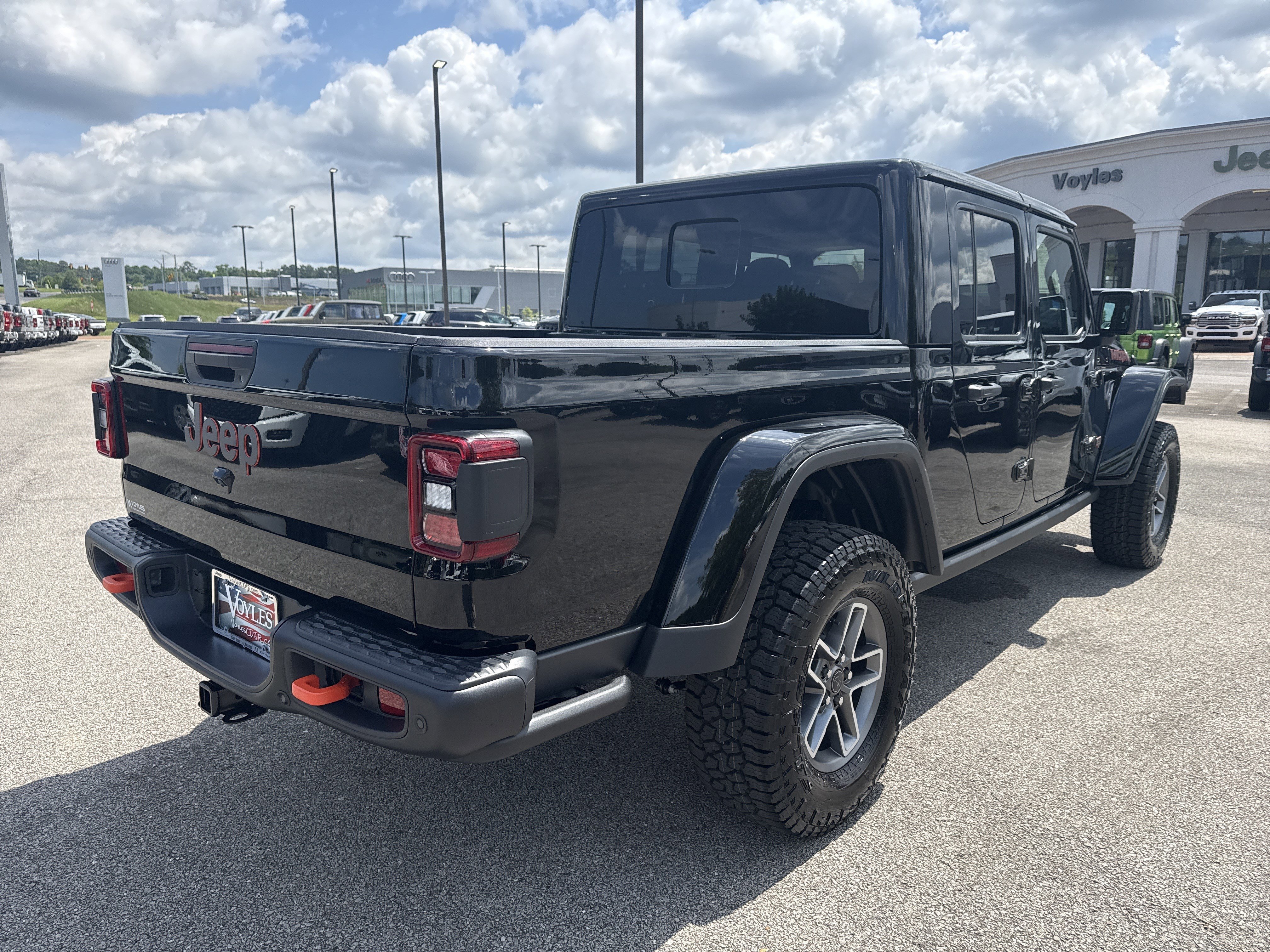 New 2026 Black Clear-Coat Exterior Paint Jeep Mojave X image 7