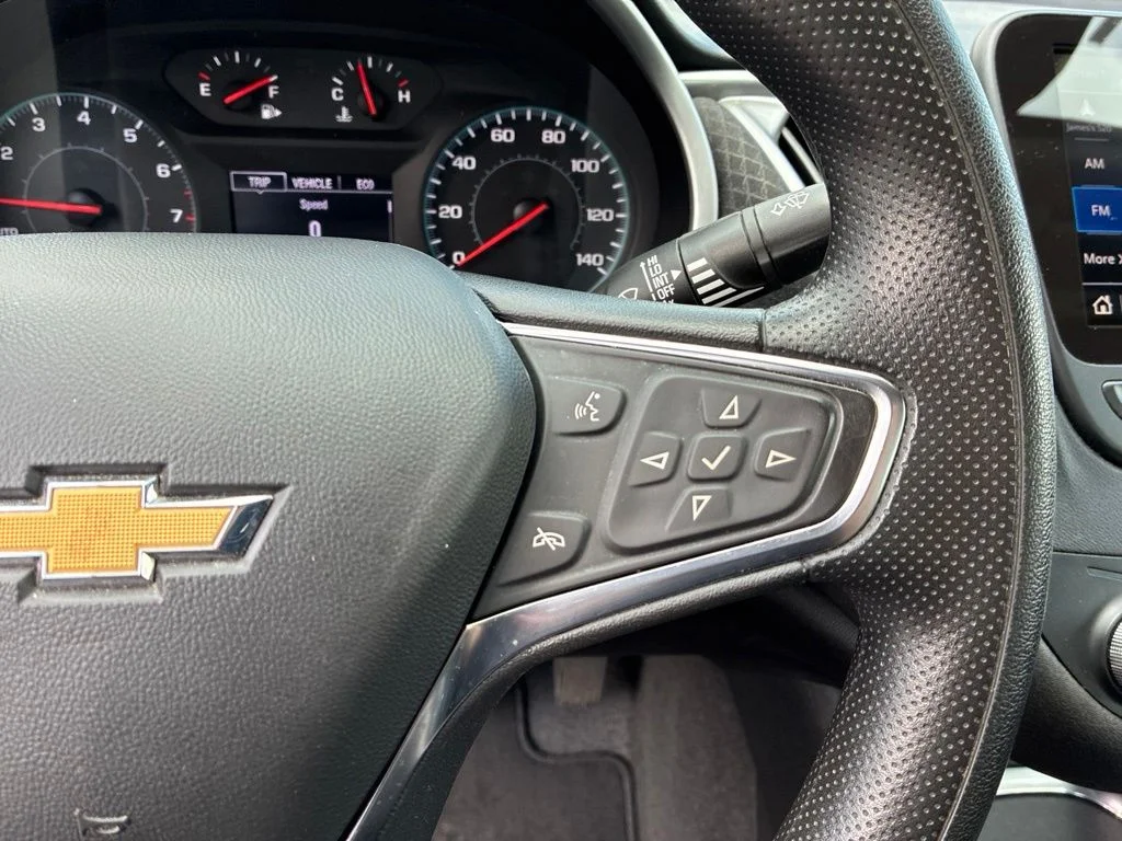 Used 2024 Gray Chevrolet LT image 26