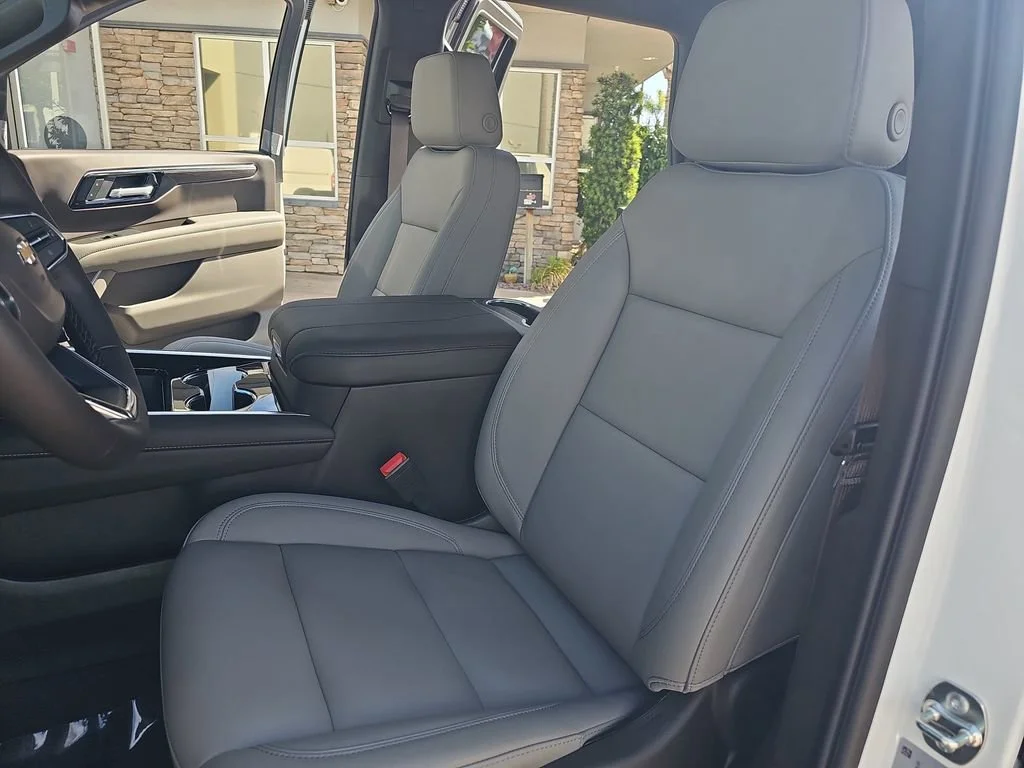 New 2026 Summit White Chevrolet LT image 16