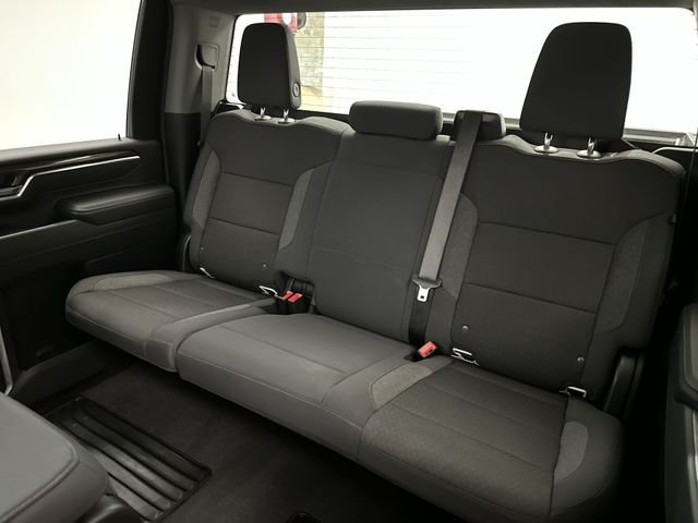 Used 2025 White Chevrolet LT image 26