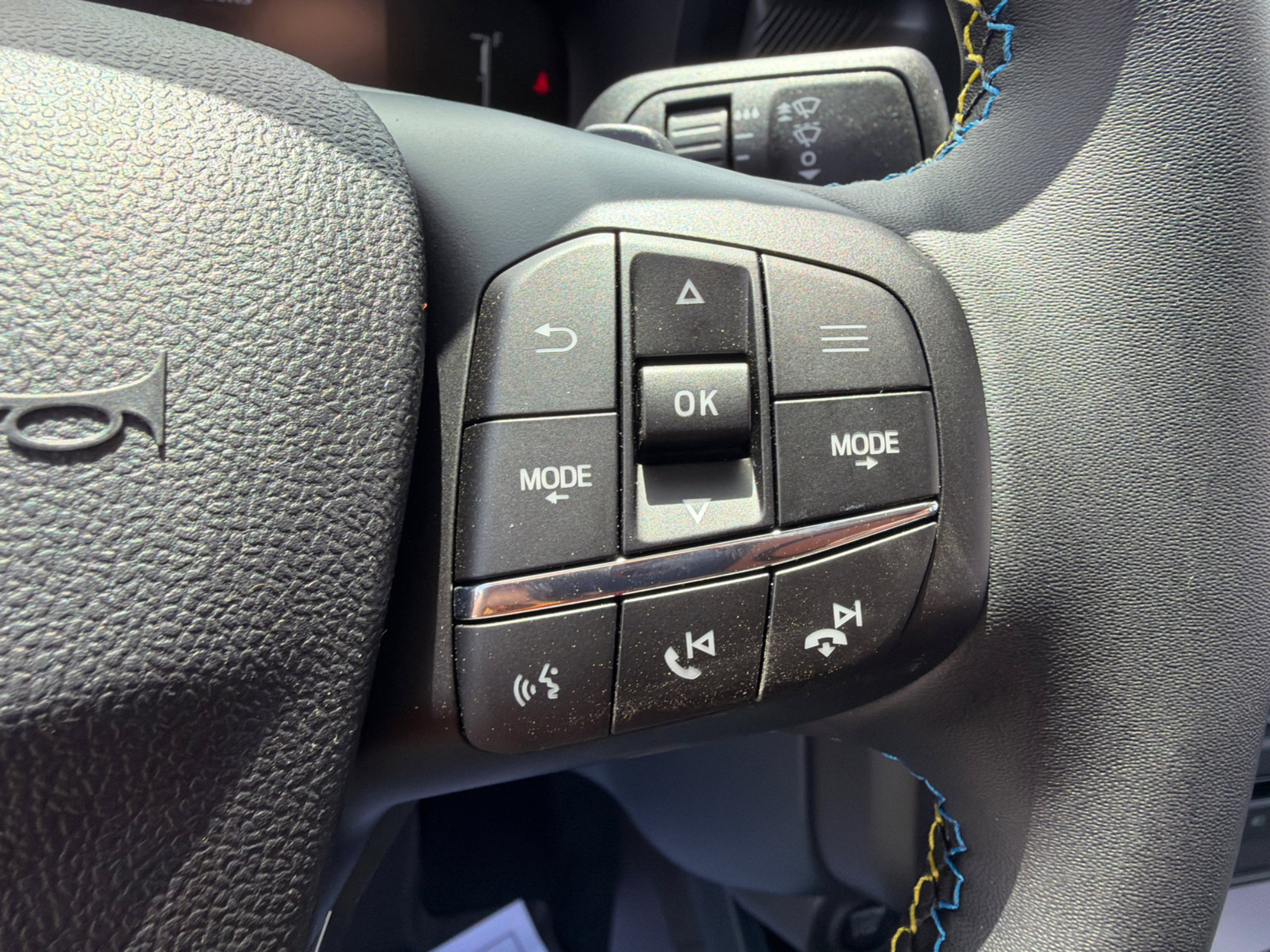 New 2026 Oxford White Ford XLT image 22