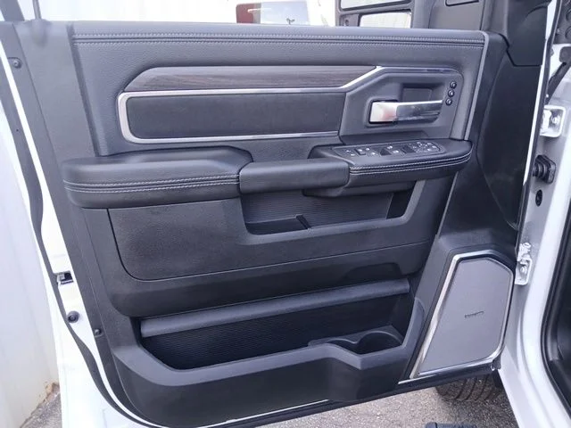 New 2026 Bright White Clear-Coat Exterior Paint RAM Laramie image 58