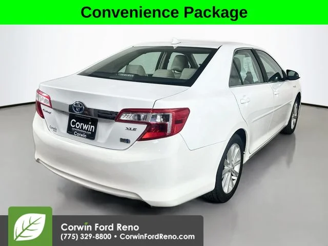 Used 2012 Super White Toyota XLE image 7