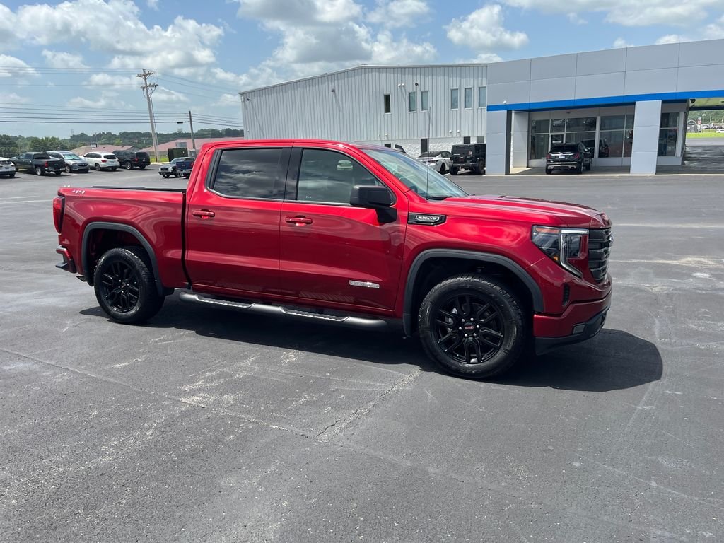Used 2023 Red GMC Elevation image 7