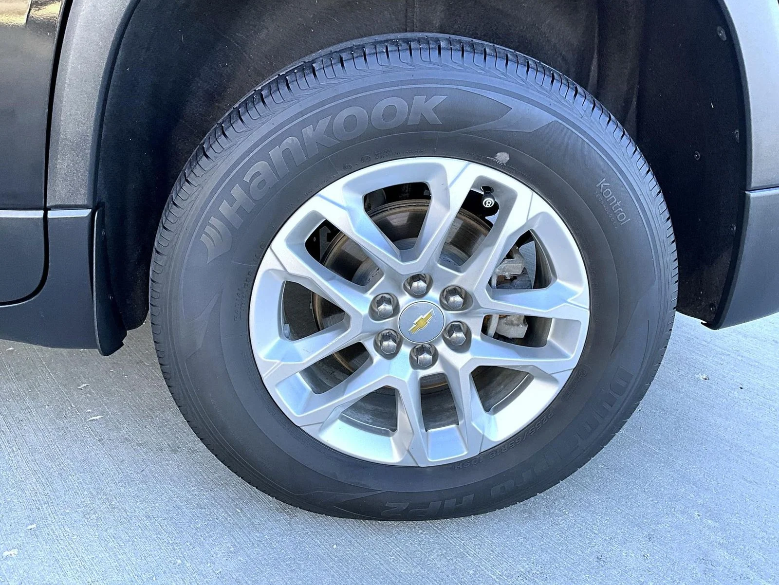 Used 2019 Black Chevrolet LS image 27
