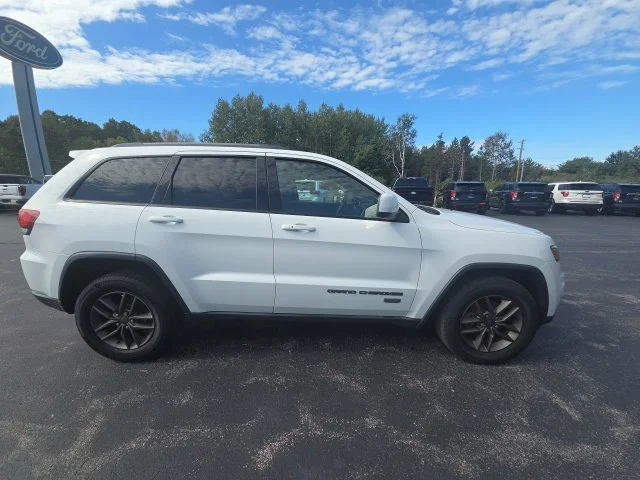 Used 2017 Jeep Grand Cherokee Laredo with VIN 1C4RJFAG9HC615630 for sale in Manistee, MI